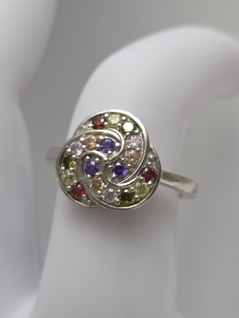 Karis Collection Pavé Knot Ring